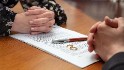 DeSantis signs bill eliminating permanent alimony
