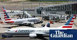 Lawsuit claims American Airlines asked Black passengers to deboard flight