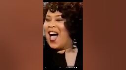 Martha Wash Sings the Iconic "Everybody Dance Now" line on The Arsenio Hall Show (1990)