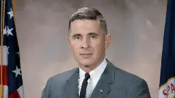 Apollo 8 astronaut William Anders killed in plane crash | CNN