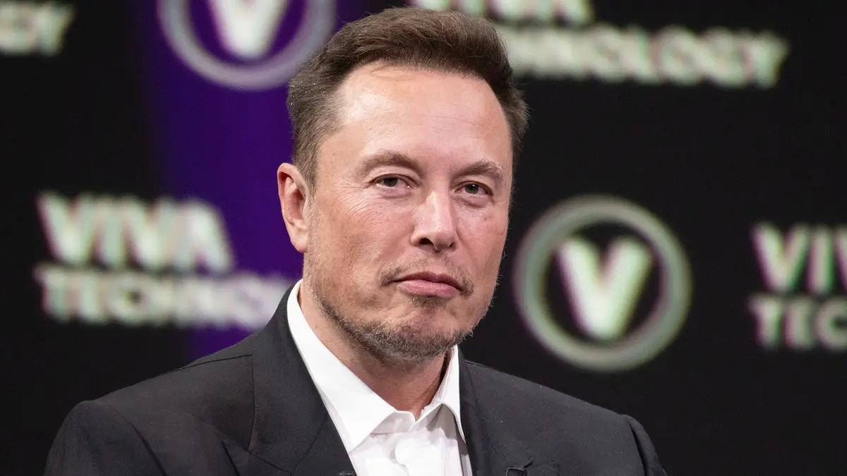 'I'm A Nobody And He Calls My Employer?' Elon Musk Silences Tesla Critics By Deactivating Twitter Accounts And Reaching Out To Their Employers