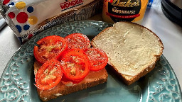 In The South, There's An Art To Making The Perfect Tomato Sandwich - Tasting Table