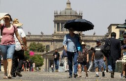 Mexico bakes under killer heat wave