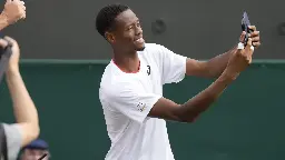 Georgia Tech's Eubanks stuns Tsitsipas at Wimbledon to reach his first Grand Slam quarterfinal