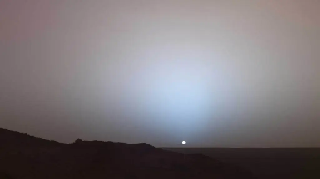 A photo of the sunset on Mars via the Spirit rover