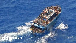 Greece boat disaster: Survivors blame Greek coastguard for tragedy